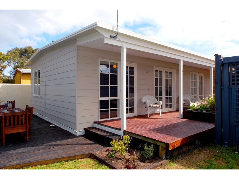 2/18 Lawrence Avenue, Aspendale VIC 3195