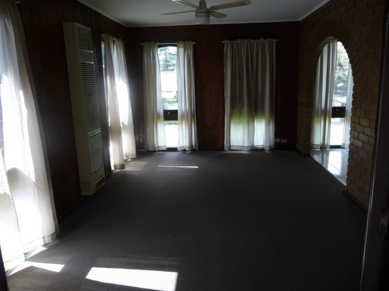 7 Sussex Crescent, Seaford VIC 3198