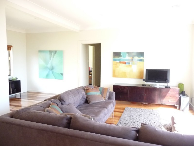 4 Melville Avenue, Frankston VIC 3199