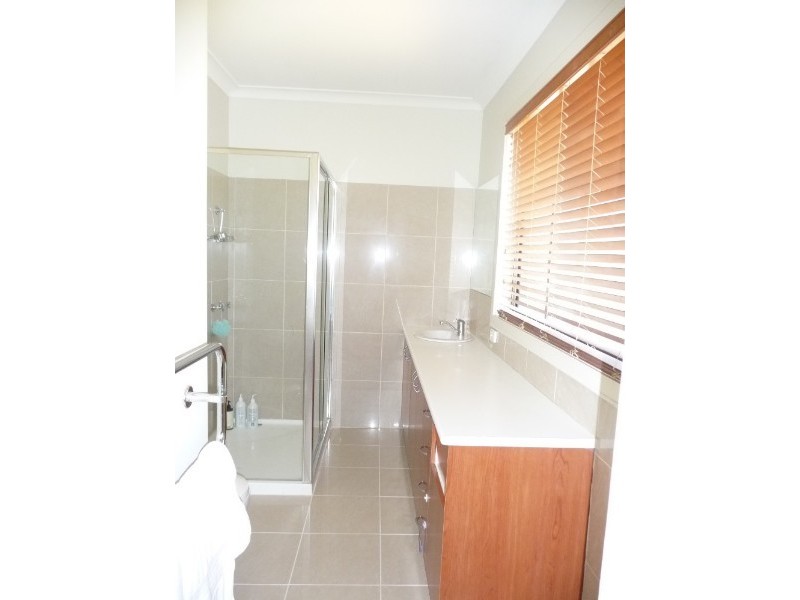 4 Melville Avenue, Frankston VIC 3199