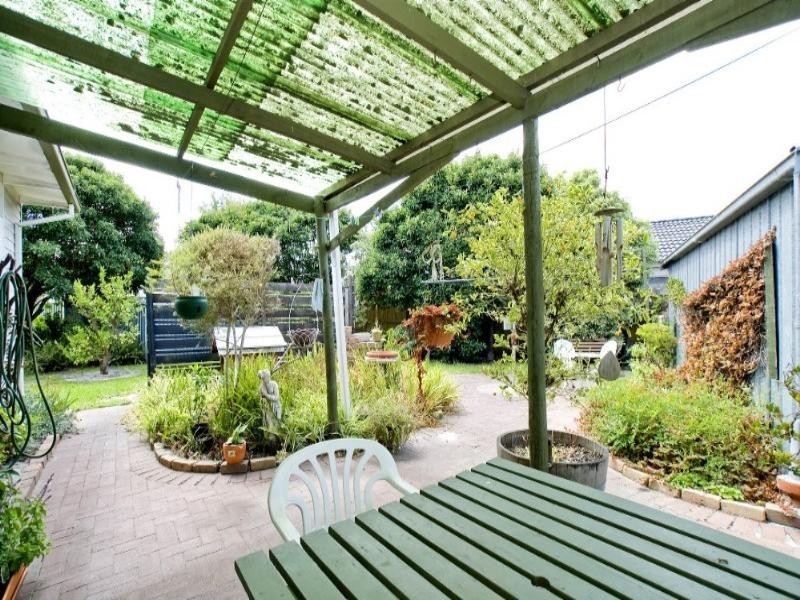 10 Downs Road, Seaford VIC 3198