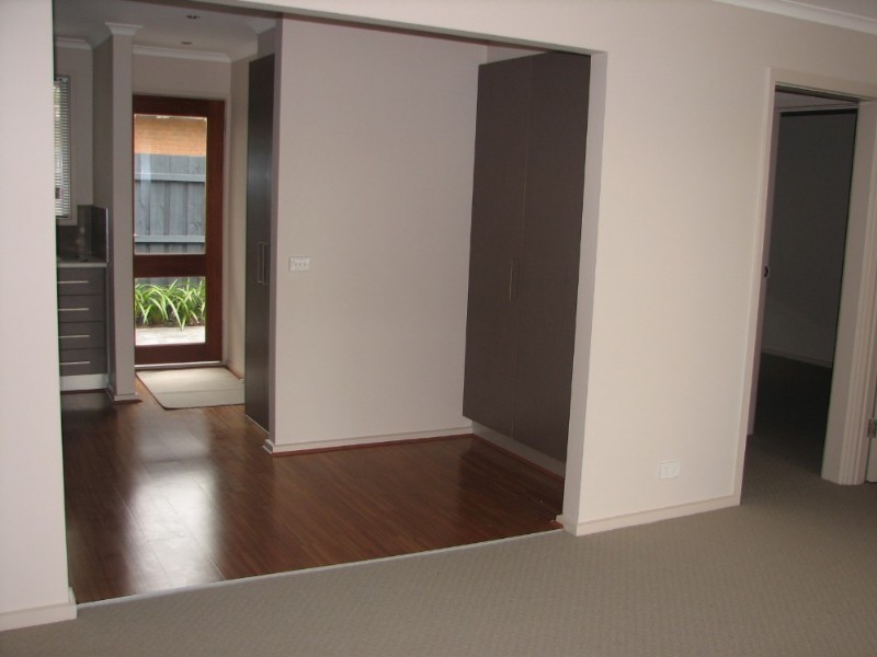 1/4 Buna Avenue, Seaford VIC 3198