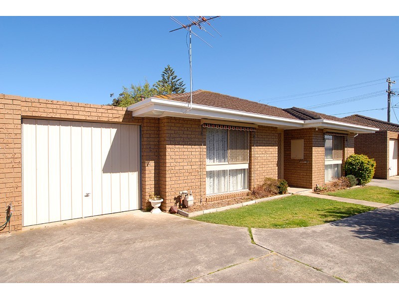 2/22 Thames Promenade, Chelsea VIC 3196