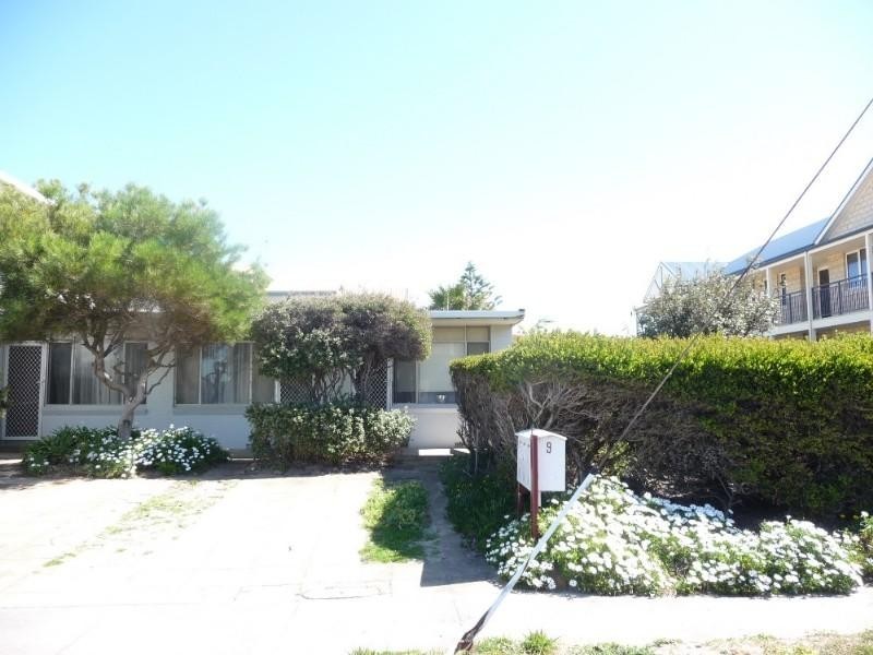 2/9 Hearle Avenue, Aspendale VIC 3195