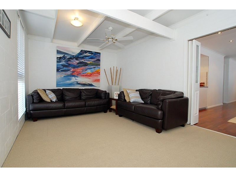 1/205 Station Street, Edithvale VIC 3196