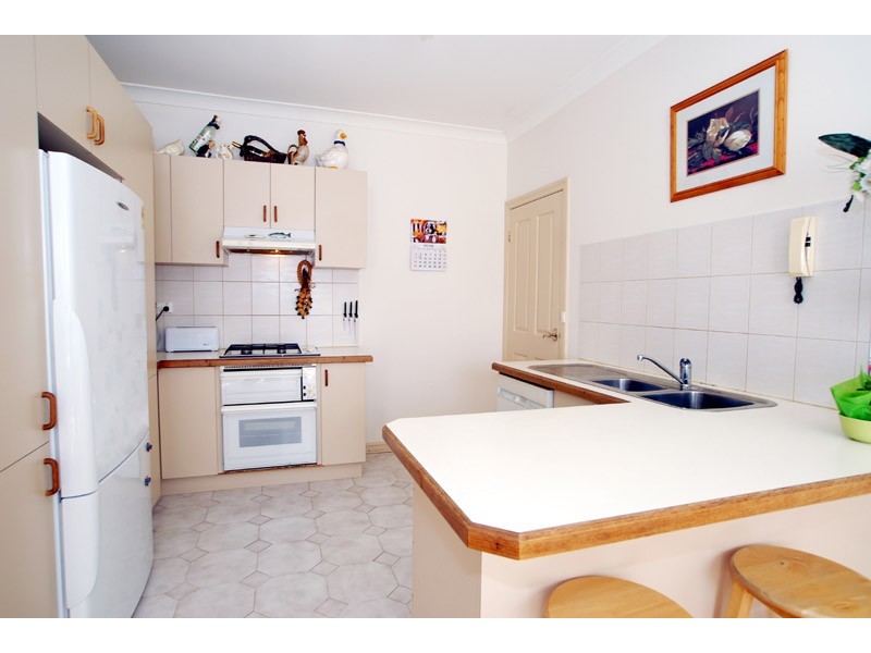 4/287 Nepean Highway, Seaford VIC 3198