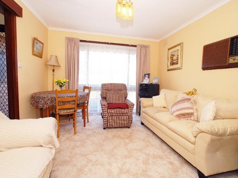 2/25 Embankment Grove, Chelsea VIC 3196