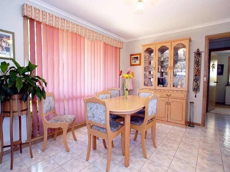 2/17 Bondi Road, Bonbeach VIC 3196