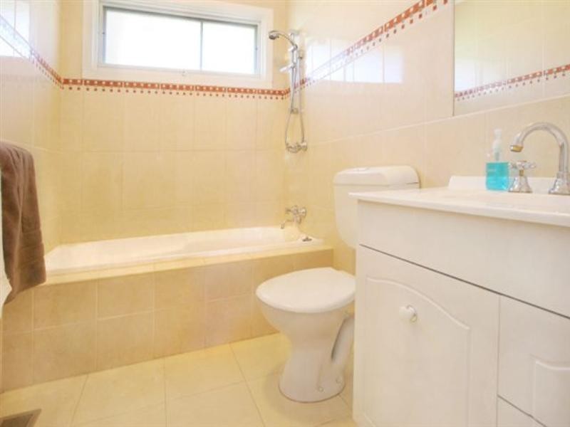 19 Henry Crescent, Seaford VIC 3198