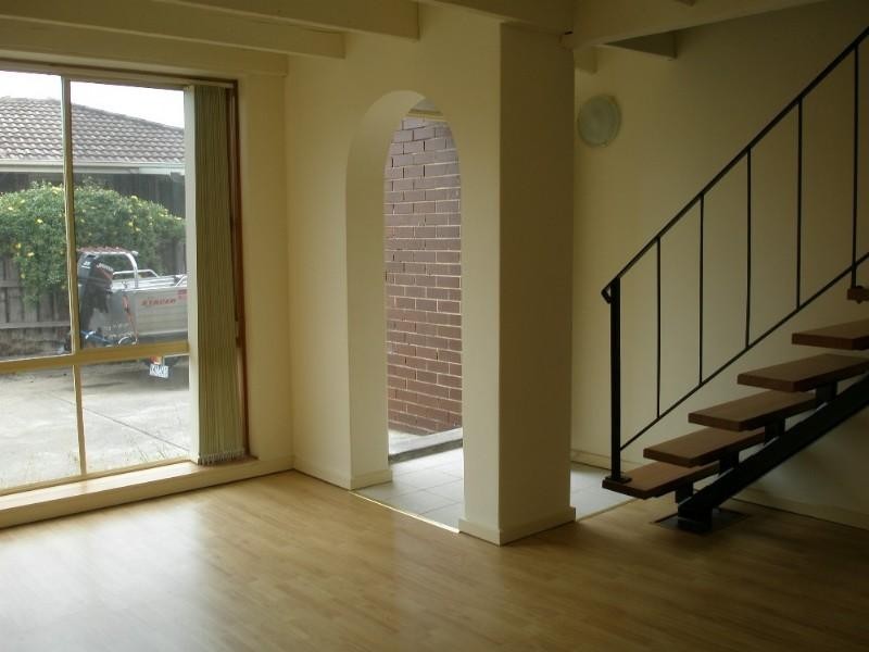 8/28 Broadway, Bonbeach VIC 3196