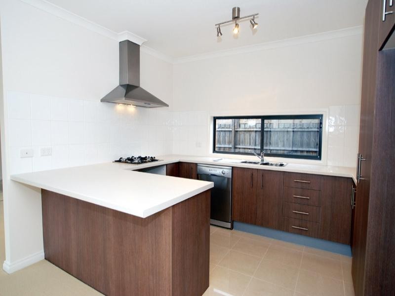 2/15 Canberra Street, Patterson Lakes VIC 3197