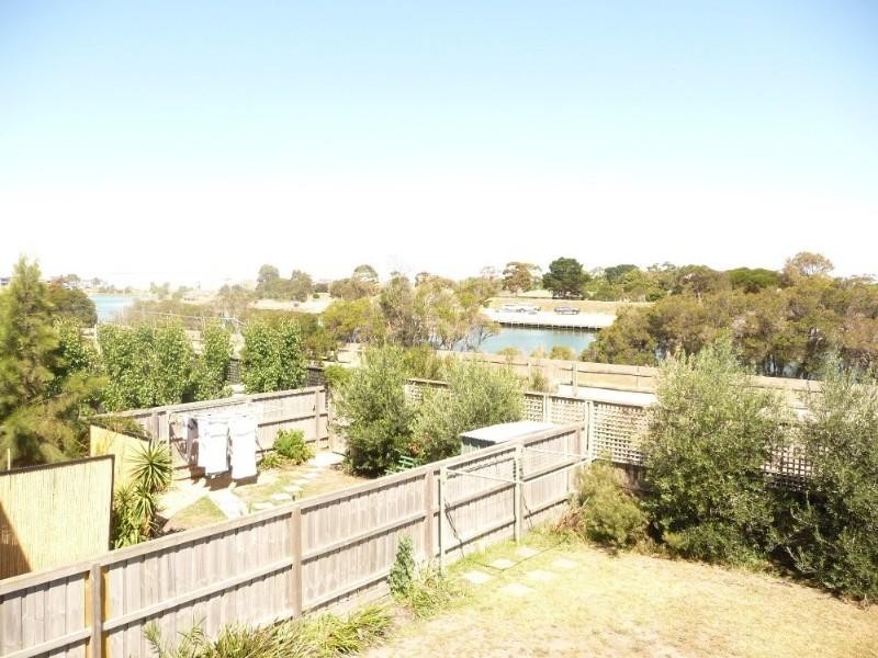 4/82 Mascot Avenue, Bonbeach VIC 3196