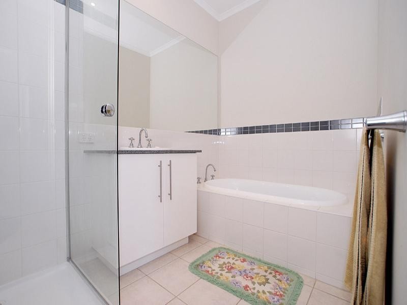 13 Ferrier Grove, Bonbeach VIC 3196