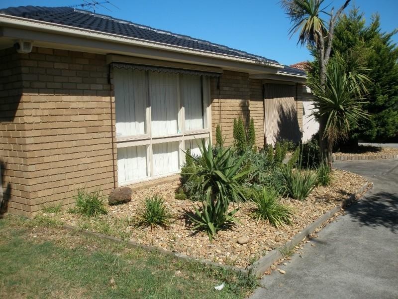 1/50 Embankment Grove, Chelsea VIC 3196