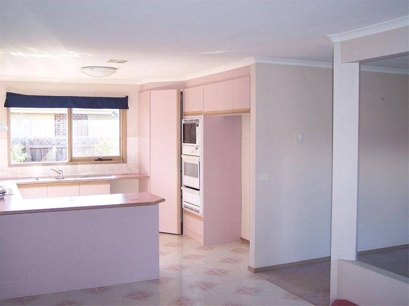 27 Fielding Drive, Chelsea Heights VIC 3196