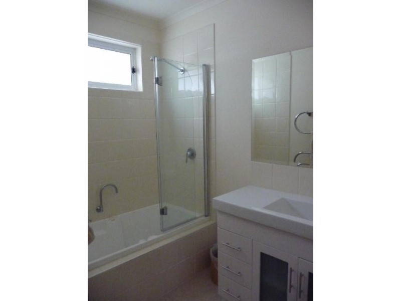 1/1A Genoa Avenue, Bonbeach VIC 3196