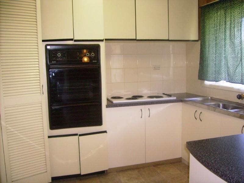 9 Airlie Grove, Seaford VIC 3198