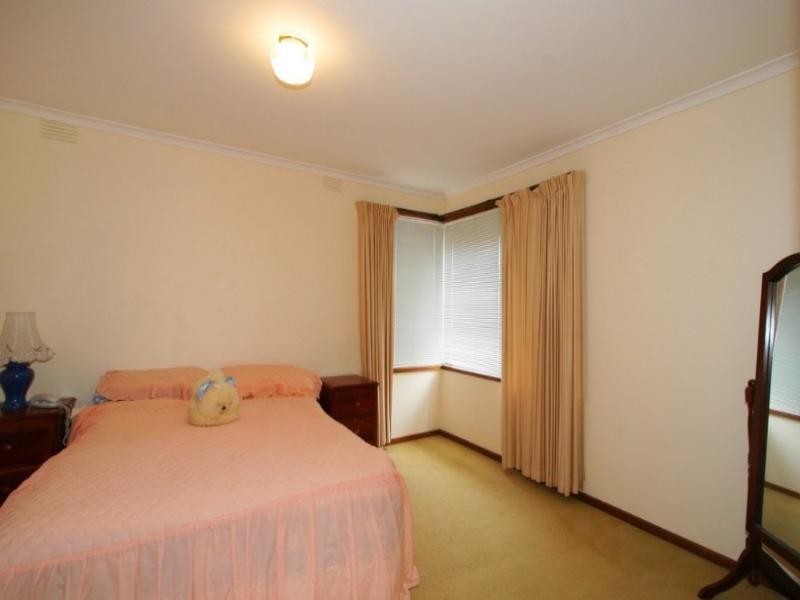 4/27 Embankment Grove, Chelsea VIC 3196