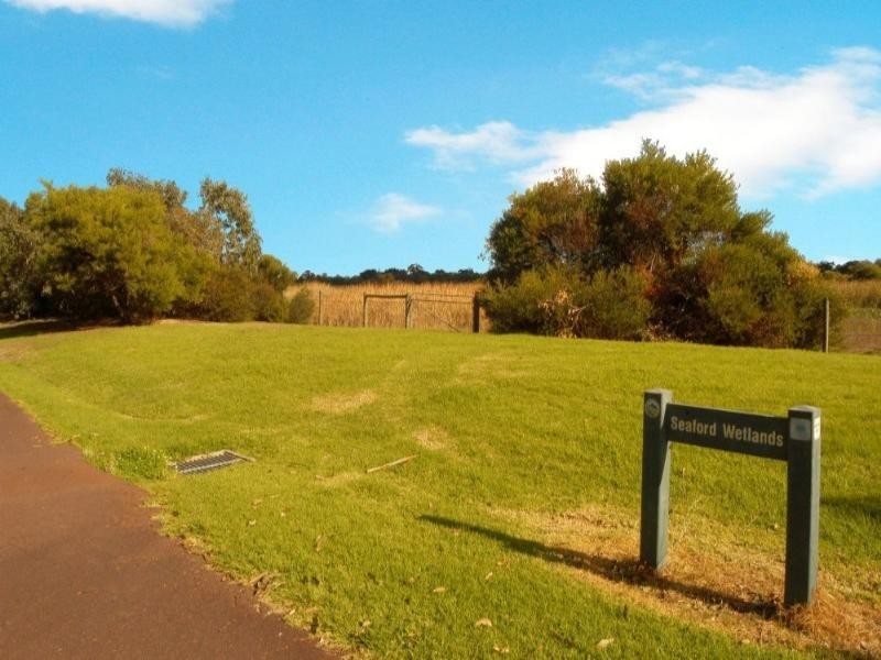 8 Rossiter Court, Seaford VIC 3198