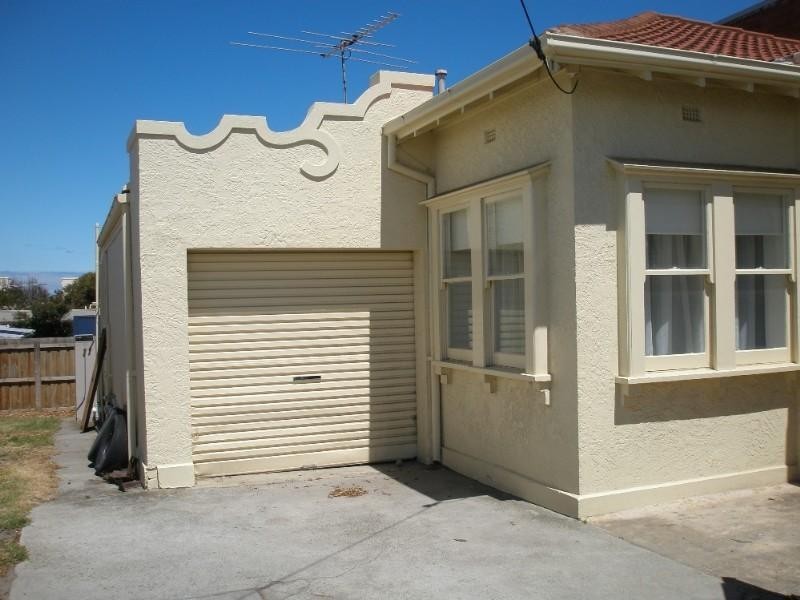 127 Nepean Highway, Aspendale VIC 3195