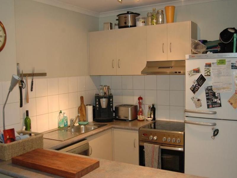 3/114 Warren Road, Mordialloc VIC 3195