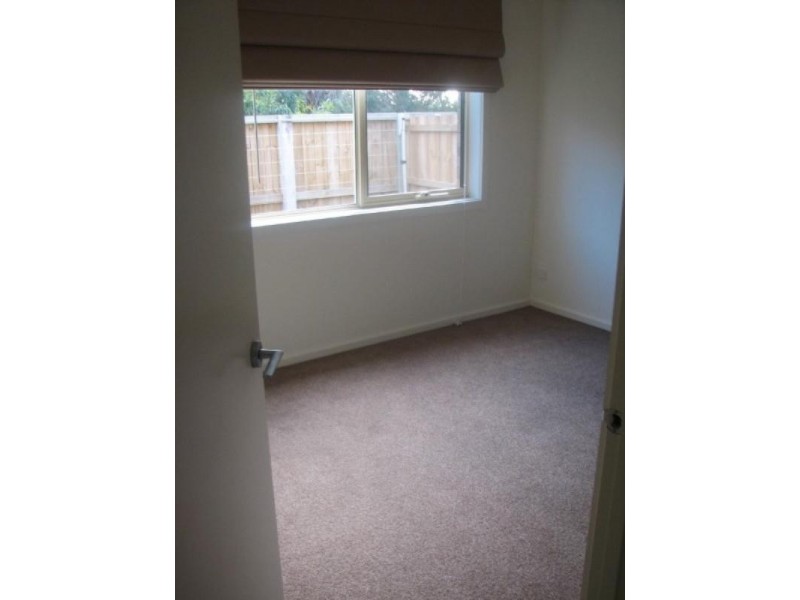 2/23 Austin Road, Seaford VIC 3198