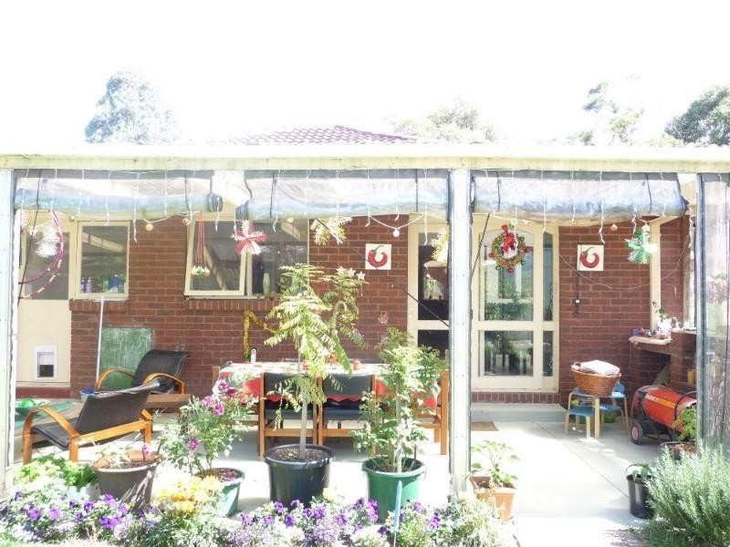 27 Balmain Drive, Carrum Downs VIC 3201