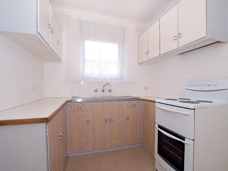 8/24 Golden Avenue, Chelsea VIC 3196
