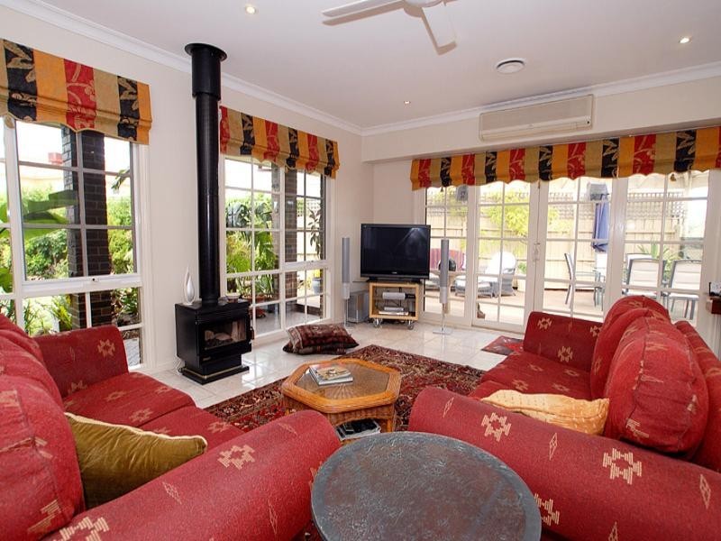 4 June Place, Aspendale Gardens VIC 3195