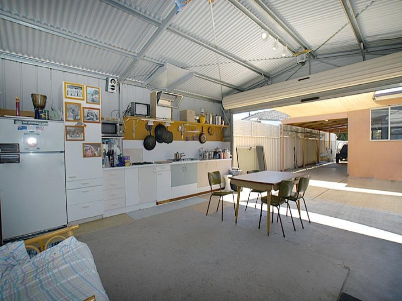 16 Troy Street, Bonbeach VIC 3196