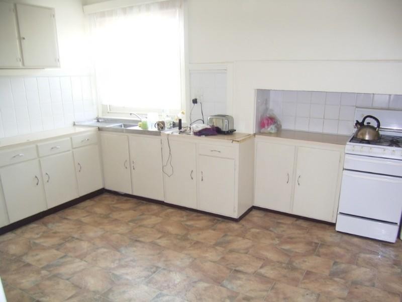 4 Kelvin Grove, Chelsea VIC 3196