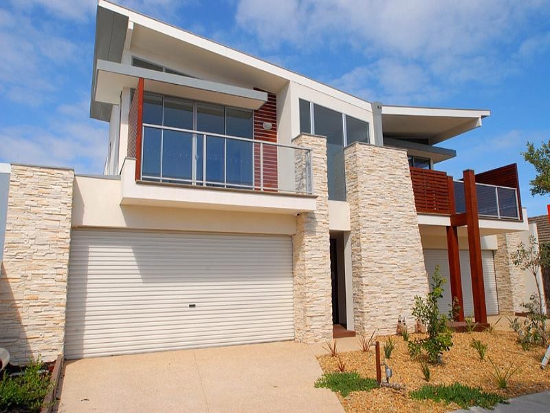 2A Roseberry Avenue, Chelsea VIC 3196