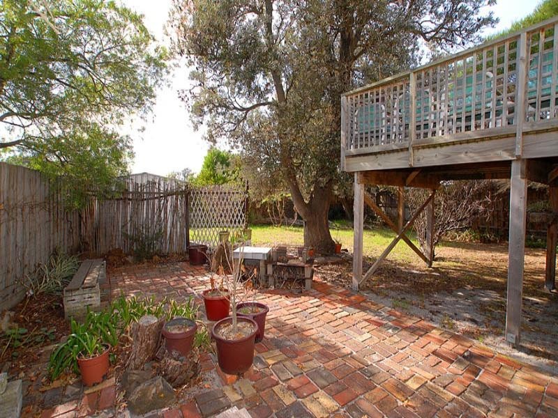 62 Wunalla Road, Seaford VIC 3198