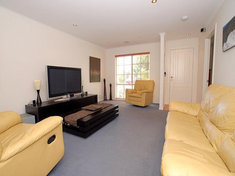 38 Third Avenue, Chelsea Heights VIC 3196