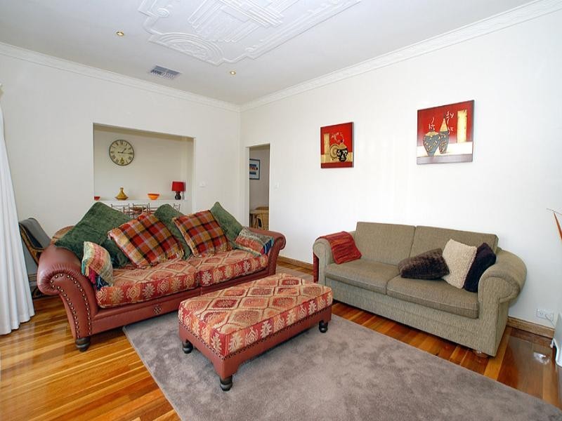 1/23 Bondi Road, Bonbeach VIC 3196