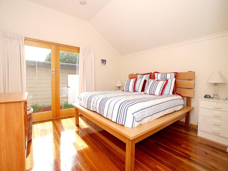 1/23 Bondi Road, Bonbeach VIC 3196