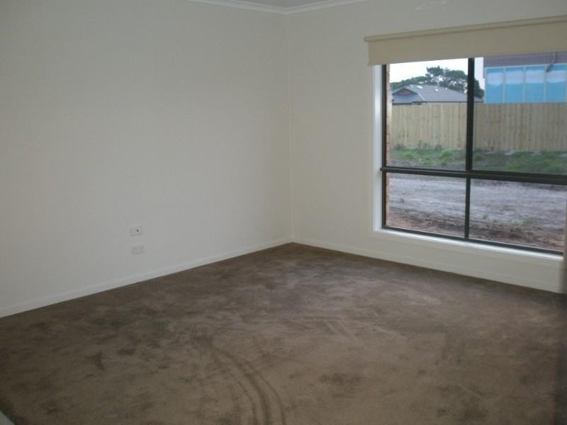 17 Coast Banksia Drive, Bonbeach VIC 3196