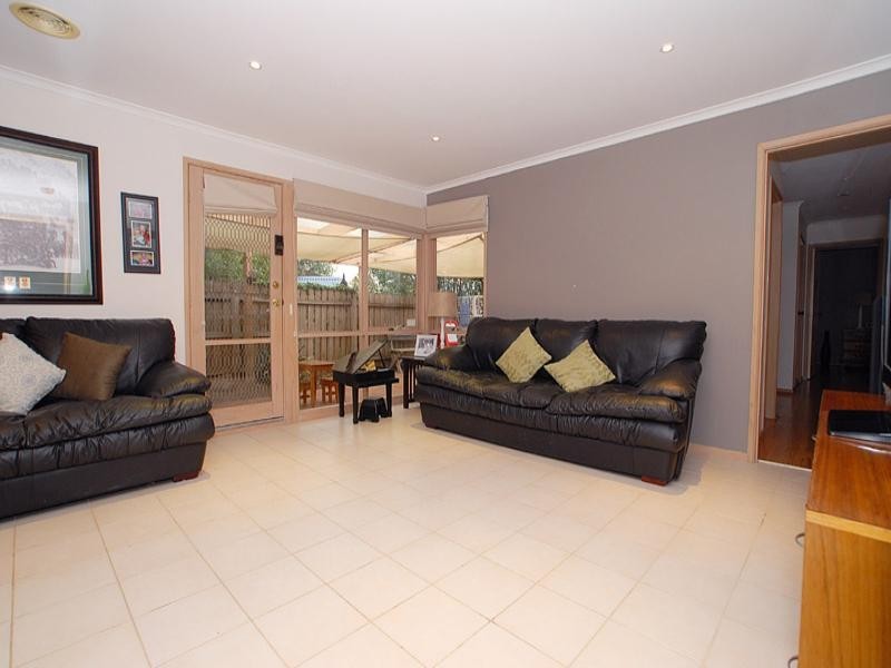 21 Dunscombe Place, Chelsea Heights VIC 3196