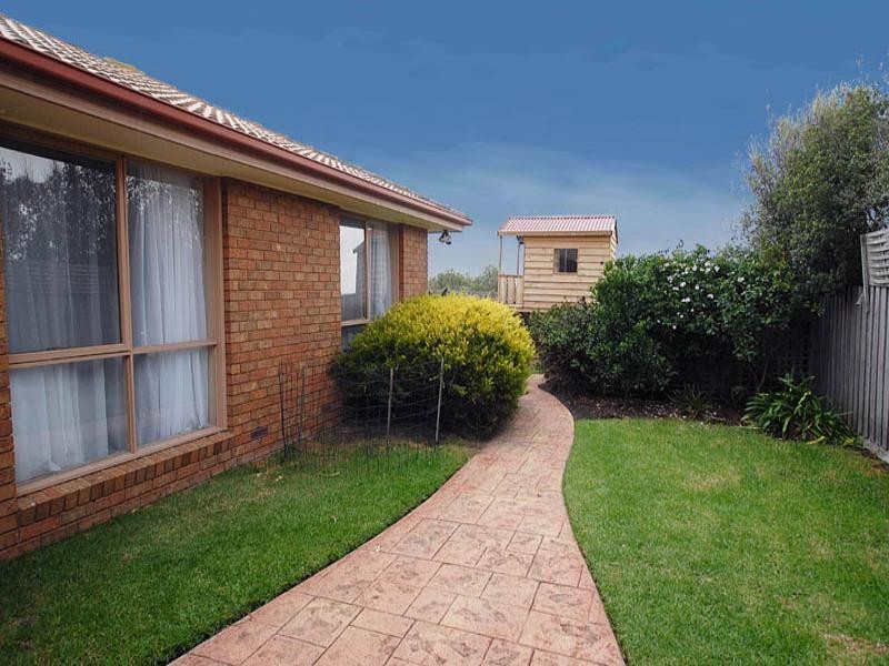 21 Dunscombe Place, Chelsea Heights VIC 3196