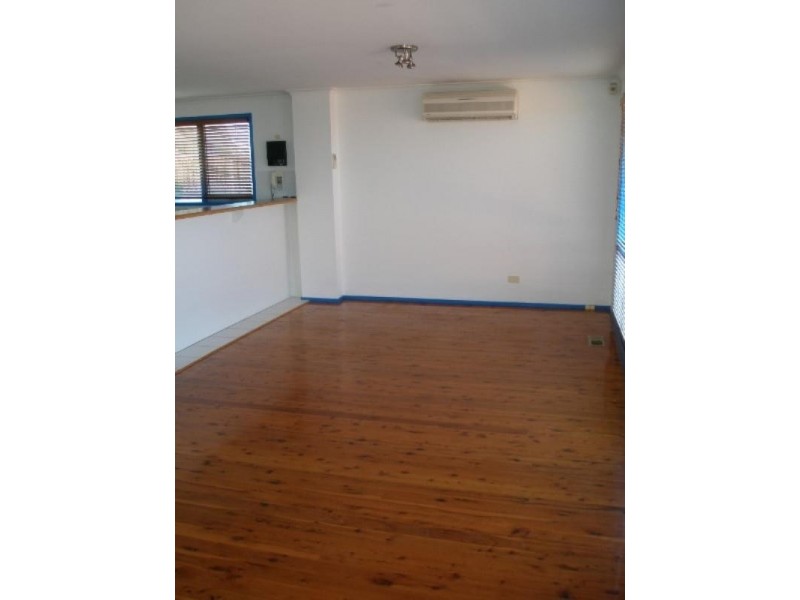 1/13 Nepean Highway, Seaford VIC 3198