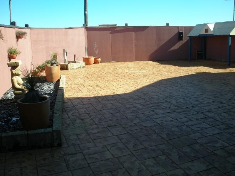 1/13 Nepean Highway, Seaford VIC 3198