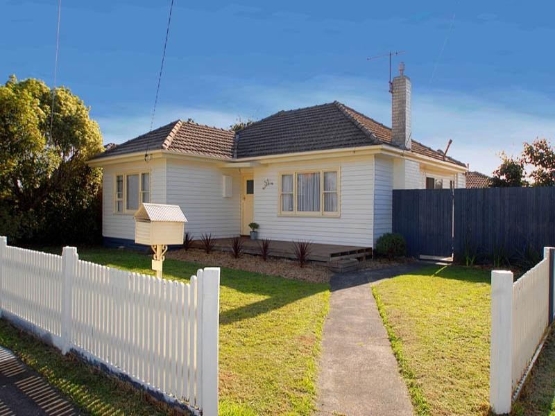51 Northcliffe Road, Edithvale VIC 3196