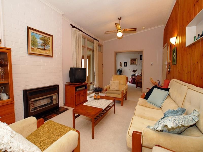 10 Bardia Avenue, Seaford VIC 3198