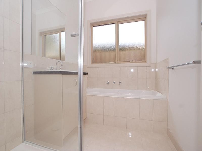 28 Bardia Avenue, Seaford VIC 3198