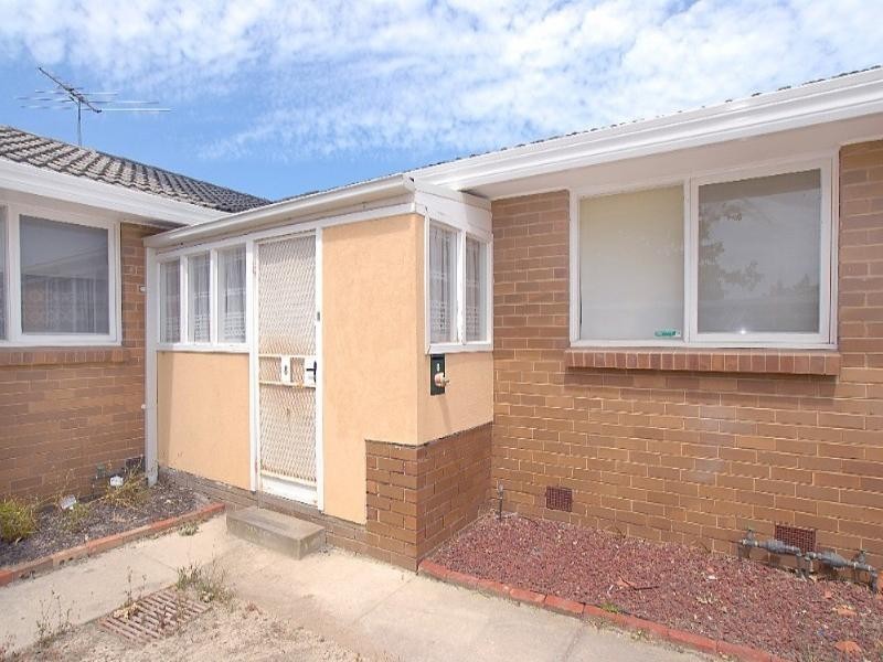 8/24 Golden Avenue, Chelsea VIC 3196