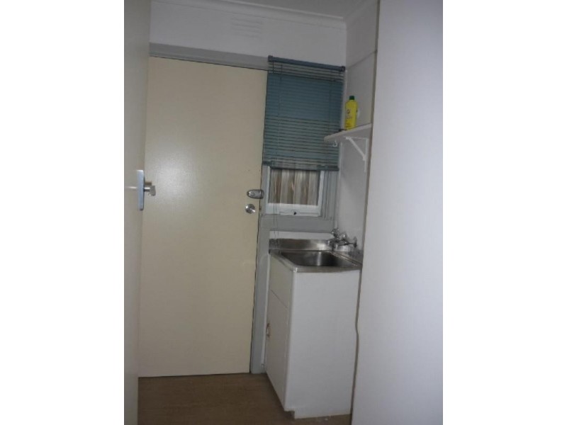 8/24 Golden Avenue, Chelsea VIC 3196