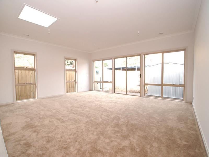 26 Bardia Avenue, Seaford VIC 3198