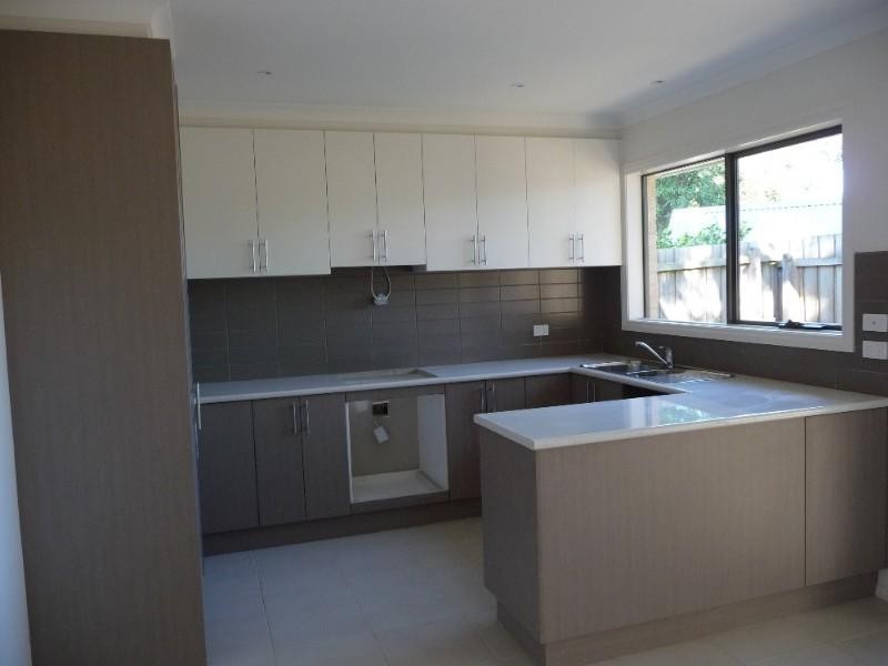 2/16 Chicquita Avenue, Seaford VIC 3198