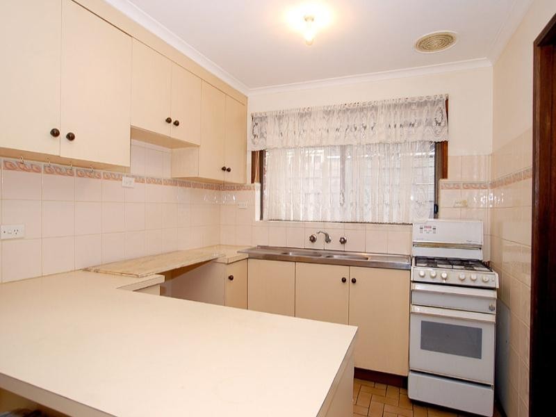 31 Catherine Avenue, Chelsea VIC 3196