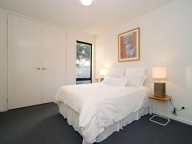 24 Coast Banksia Drive, Bonbeach VIC 3196